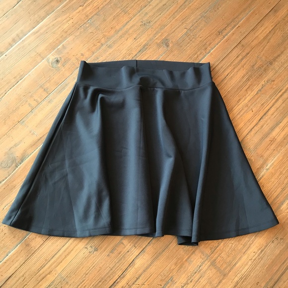 Thanth Dresses & Skirts - Thanth size L Navy blue skirt
